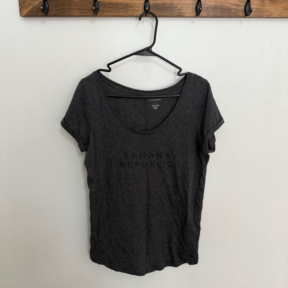 Banana Republic Dark Gray Short Sleeve Tee